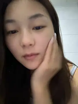 Sweet-Angel999 online show from 06-24-26, 04:50