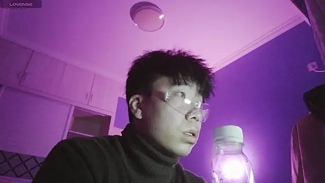 shuai321 online show from 01-16-26, 04:44