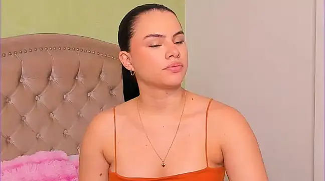 Luciluu20 online show from 02-21-25, 10:15