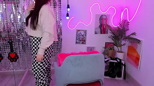 Lily Moonlight online show from 02-12-26, 06:52