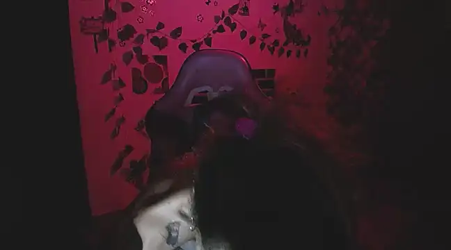 Snapshot of Dy_Hanna chatting on 02-06-25, 10:04 Dy Hanna online show from 02-06-25, 10:04