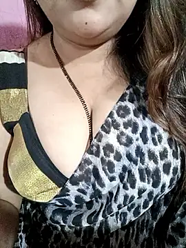 Beautyy38 online show from 01-13-26, 03:23