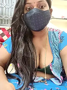 Snapshot of Renuma chatting on 02-15-25, 12:33 Renuma online show from 02-15-25, 12:33