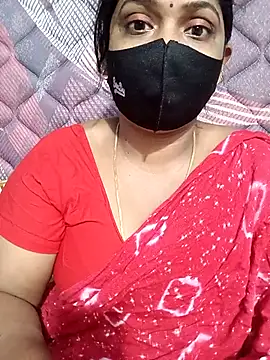 Snapshot of Renuma chatting on 10-29-25, 03:20 Renuma online show from 10-29-25, 03:20