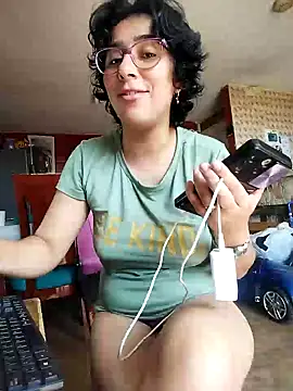 Im Alma  online show from 01-21-25, 04:37