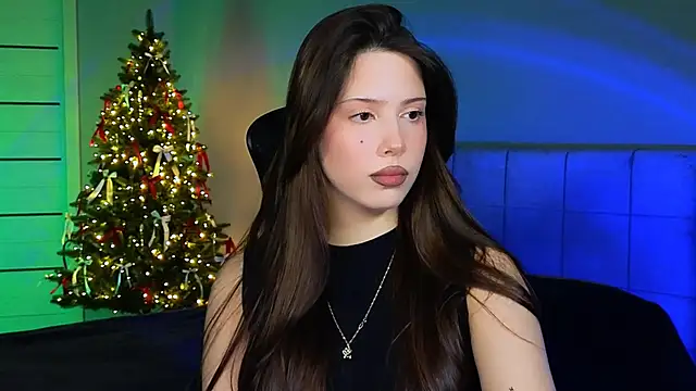 Snapshot of Stacy_Gonzales_ chatting on 12-19-24, 04:35 Stacy Gonzales online show from 12-19-24, 04:35