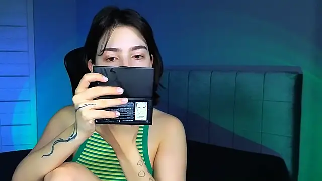 Stacy Gonzales  online show from 12-16-25, 08:52