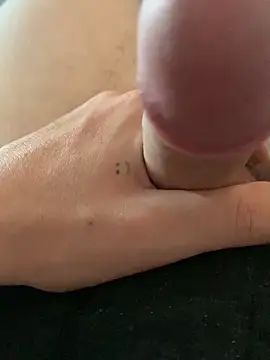 Snapshot of bigb246812 chatting on 11-02-25, 01:13 bigb246812 online show from 11-02-25, 01:13