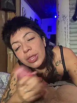 Snapshot of VenomKushx chatting on 03-21-25, 04:17 VenomKushx online show from 03-21-25, 04:17