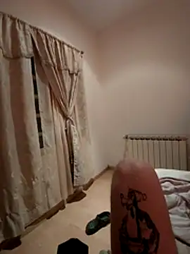 Snapshot of VenomKushx chatting on 12-19-25, 02:40 VenomKushx online show from 12-19-25, 02:40