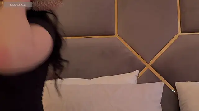 MENNDI online show from 04-23-26, 08:35