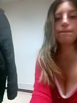 GiaRoussel online show from 12-16-25, 09:09