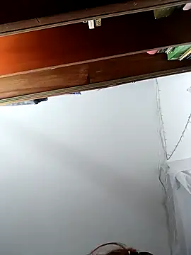 Lin-cute online show from 12-19-24, 04:34