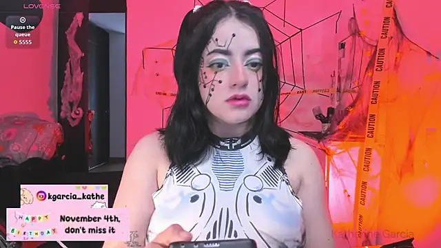 Lin-cute online show from 10-25-25, 07:41