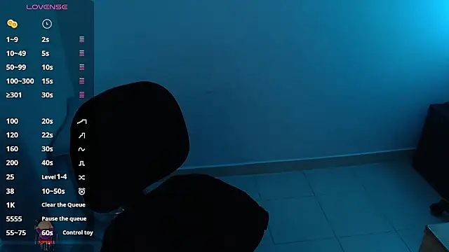 Snapshot of Mailywindsor chatting on 02-18-25, 05:53 Mailywindsor online show from 02-18-25, 05:53