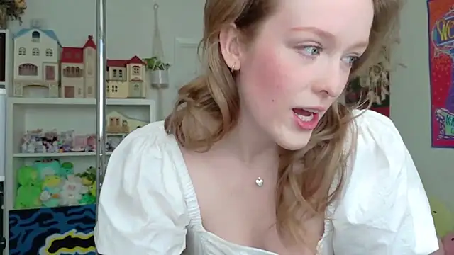 Daisy Dollxo online show from 04-22-26, 07:04