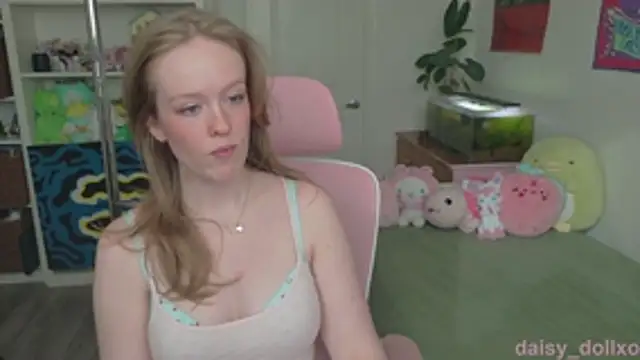 Daisy Dollxo online show from 04-24-26, 09:39