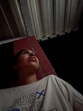 ifeelverywet andhot online show from 05-04-26, 02:13