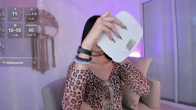 Snapshot of aisha_sakina chatting on 09-21-25, 10:11 aisha sakina online show from 09-21-25, 10:11