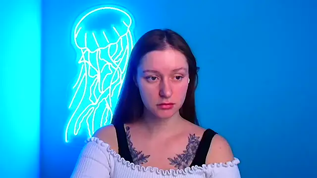 Snapshot of Fantasy_July chatting on 12-11-24, 04:20 Fantasy July online show from 12-11-24, 04:20