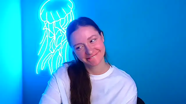 Snapshot of Fantasy_July chatting on 03-21-25, 09:34 Fantasy July online show from 03-21-25, 09:34