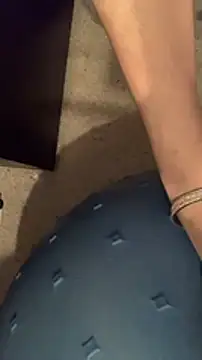 Snapshot of skatebored chatting on 01-01-25, 11:40 skatebored online show from 01-01-25, 11:40