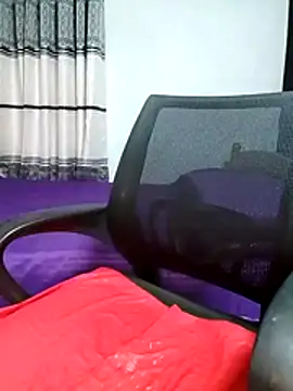 juliya Les online show from 10-23-25, 02:27