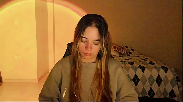 atenas 05  online show from 11-08-25, 09:31