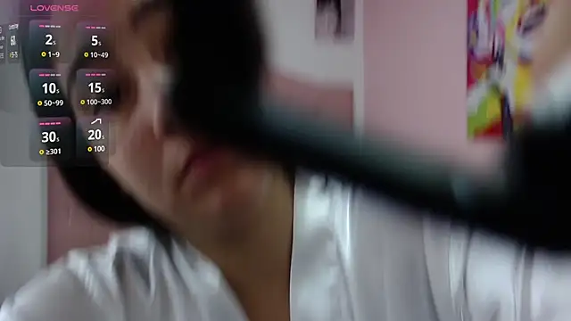 Snapshot of lizzaxs chatting on 12-20-24, 02:16 lizzaxs online show from 12-20-24, 02:16