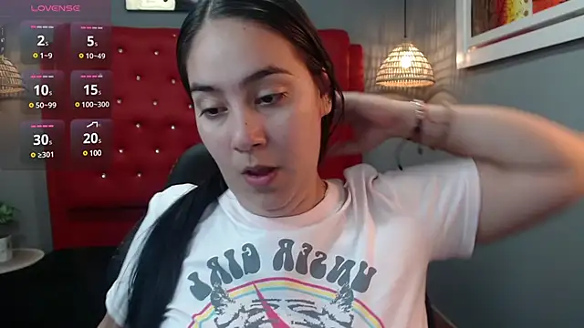 Snapshot of lizzaxs chatting on 12-28-24, 10:13 lizzaxs online show from 12-28-24, 10:13