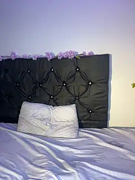 Snapshot of alisson_carolina73 chatting on 02-21-25, 01:11 alisson carolina73 online show from 02-21-25, 01:11