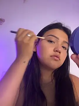 alisson carolina73 online show from 04-17-26, 12:13