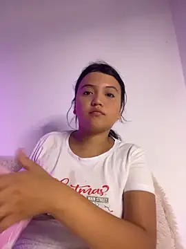 Snapshot of alisson_carolina73 chatting on 05-03-26, 09:32 alisson carolina73 online show from 05-03-26, 09:32