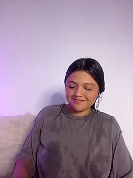 Snapshot of alisson_carolina73 chatting on 05-06-26, 03:24 alisson carolina73 online show from 05-06-26, 03:24