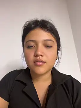 Snapshot of alisson_carolina73 chatting on 05-23-26, 12:49 alisson carolina73 online show from 05-23-26, 12:49
