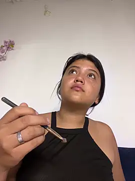 Snapshot of alisson_carolina73 chatting on 05-29-26, 01:03 alisson carolina73 online show from 05-29-26, 01:03