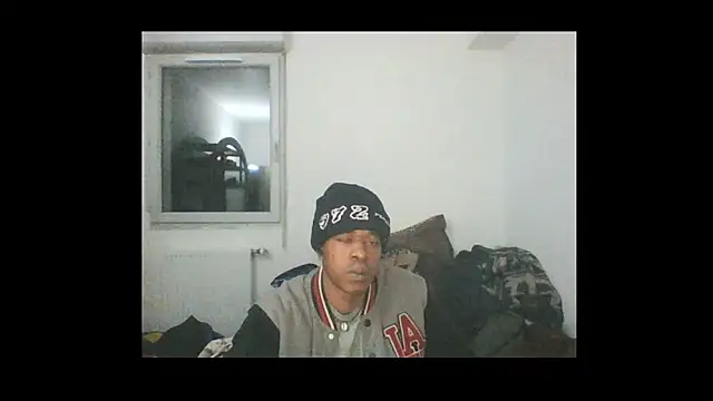 Snapshot of POPAYE972 chatting on 01-30-25, 08:53 POPAYE972 online show from 01-30-25, 08:53