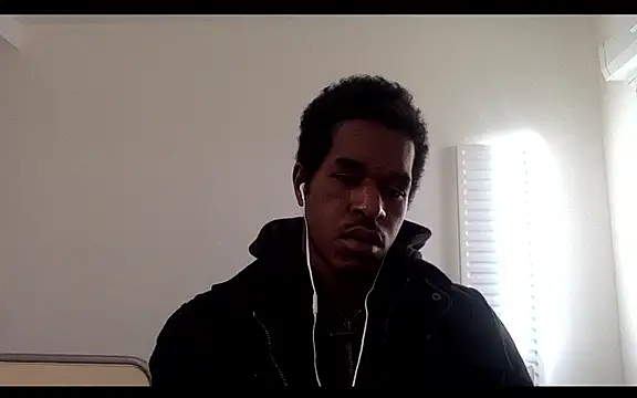 Snapshot of POPAYE972 chatting on 11-03-25, 03:35 POPAYE972 online show from 11-03-25, 03:35