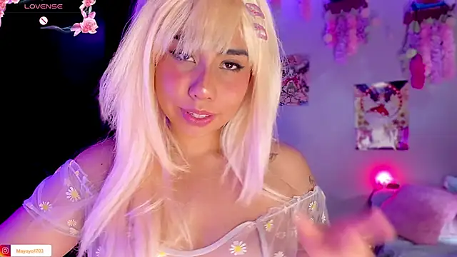 Snapshot of kiki_cavilll chatting on 03-22-25, 03:53 kiki cavilll online show from 03-22-25, 03:53