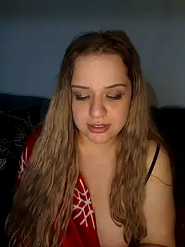 Snapshot of cansuozell chatting on 10-27-25, 01:09 cansuozell online show from 10-27-25, 01:09