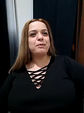 Snapshot of cansuozell chatting on 11-21-25, 03:11 cansuozell online show from 11-21-25, 03:11