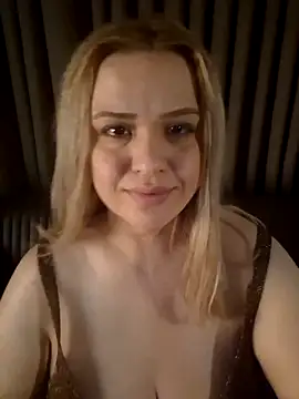 cansuozell online show from 04-27-26, 06:17