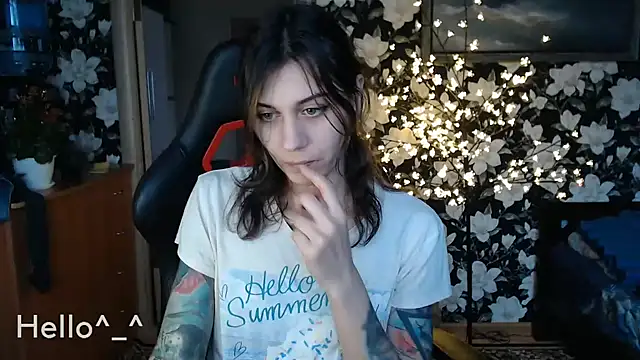 Snapshot of BroadFantasy chatting on 02-02-25, 12:57 BroadFantasy online show from 02-02-25, 12:57