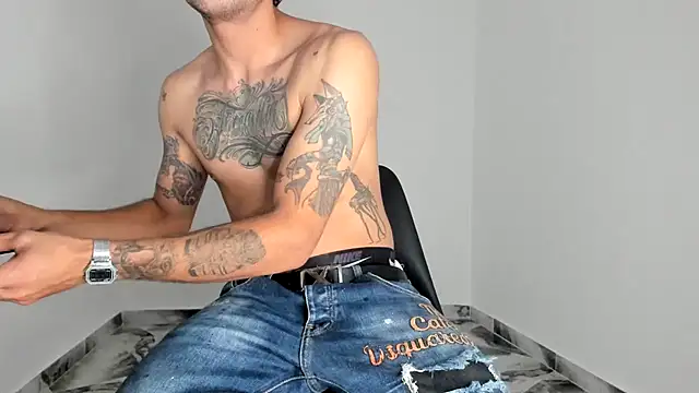 mikee scooth online show from 01-11-26, 09:09