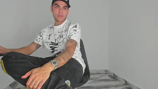 mikee scooth online show from 01-15-26, 04:50