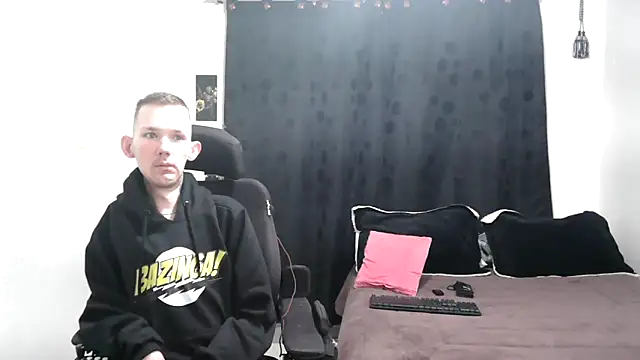 Sophia and Thomas online show from 12-31-24, 12:15