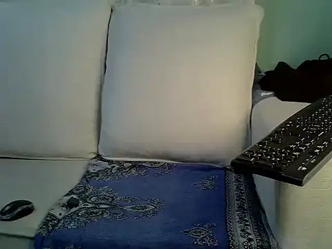 Caryyyl online show from 01-10-26, 08:05