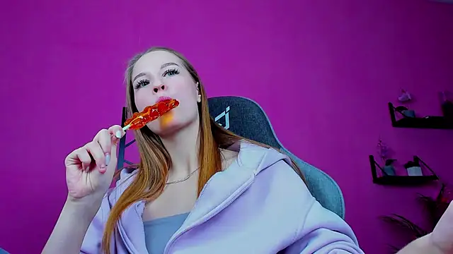 CuteMousee online show from 12-09-24, 08:44