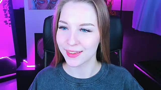 CuteMousee online show from 12-12-24, 08:57