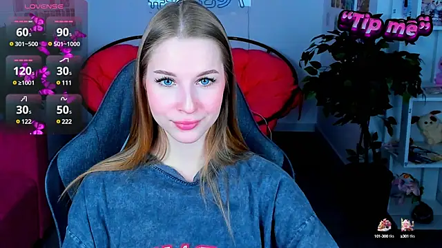 CuteMousee online show from 01-04-25, 05:37